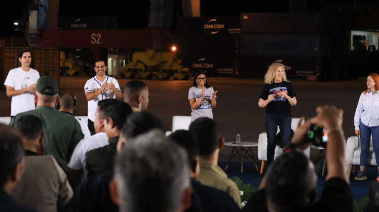 Presidente (E) Delcy Rodríguez: «Chegou a hora de a Venezuela ficar livre de sanções»