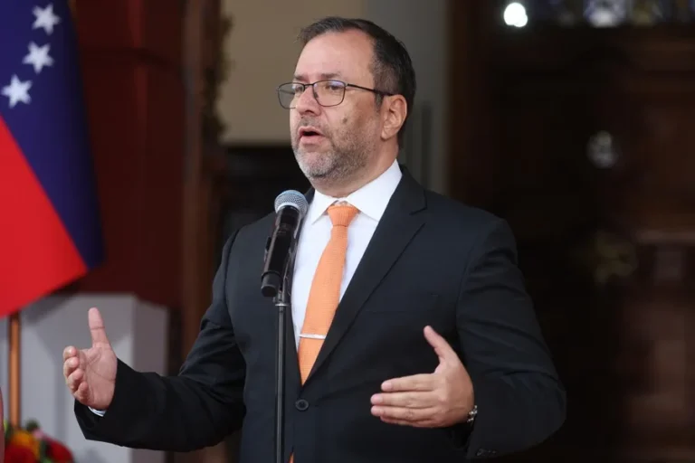 A Venezuela recorrerá ao TIJ para defender os seus direitos históricos sobre a Guayana Esequiba